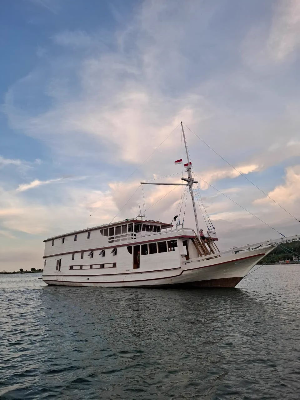 Open Trip Labuan Bajo ke Lombok, KLM Fajar Fadillah, 4 Hari 3 Malam - Foto Perjalanan 4
